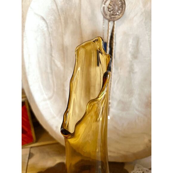Vintage L.E. Smith Amber 3-Toed Footed Stretch Swung Bud Vase – Mid-Century Mode - Picture 4 of 5